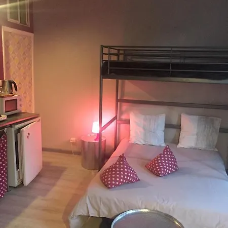 Apartment Charmant *